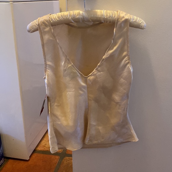 JS Collection Top, Size S - Picture 2 of 2